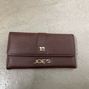 Joe’s Long Wallet